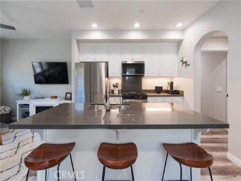 585 S Kroeger  , Anaheim, CA