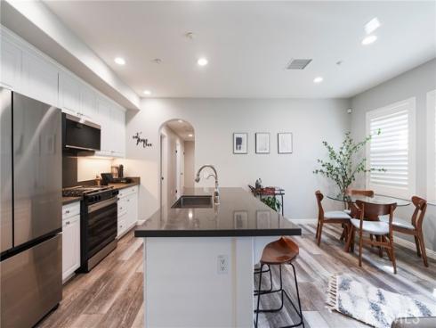 585 S Kroeger  , Anaheim, CA