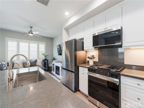 585 S Kroeger  , Anaheim, CA