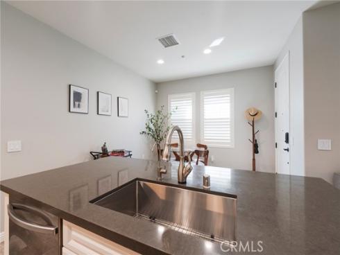 585 S Kroeger  , Anaheim, CA