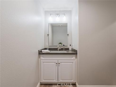 585 S Kroeger  , Anaheim, CA