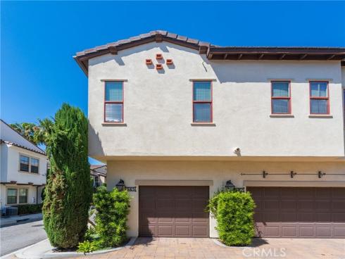 585 S Kroeger  , Anaheim, CA