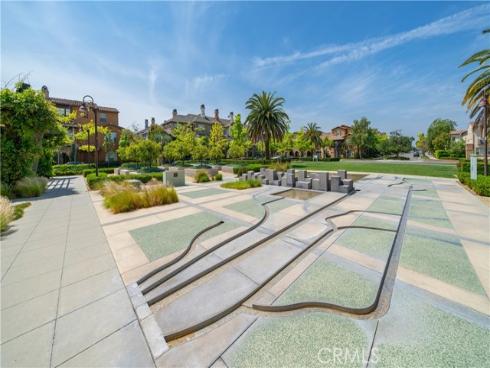 585 S Kroeger  , Anaheim, CA