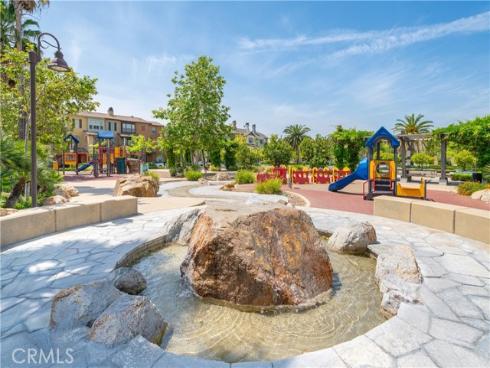 585 S Kroeger  , Anaheim, CA