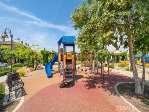 585 S Kroeger  , Anaheim, CA