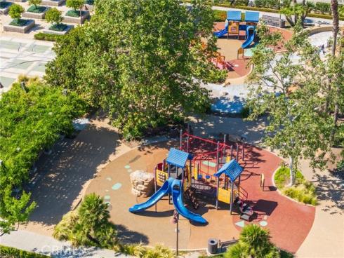 585 S Kroeger  , Anaheim, CA