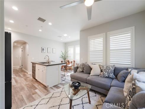 585 S Kroeger  , Anaheim, CA