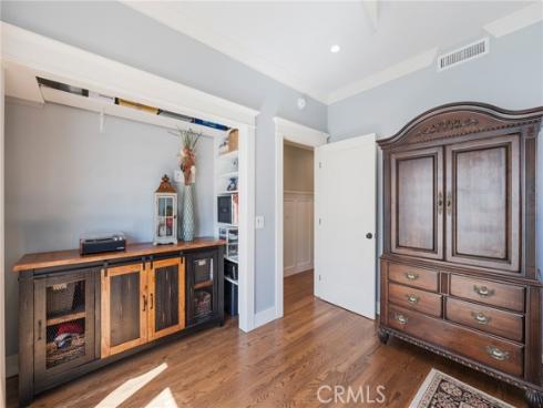 523 S Illinois  , Anaheim, CA