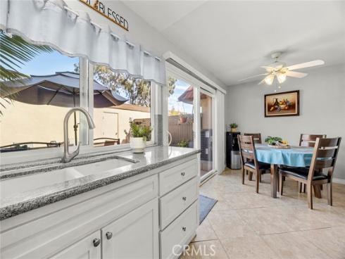 1416 N Stoneyhaven   Lane, Anaheim, CA