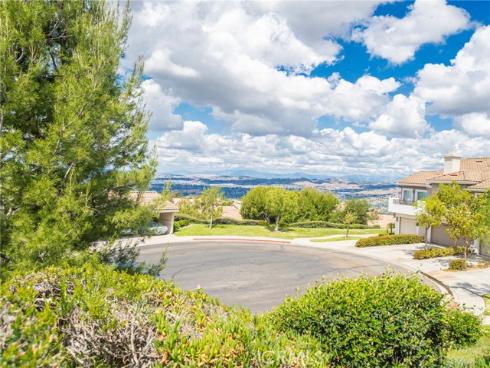 1053 S Daybreak   Court, Anaheim, CA