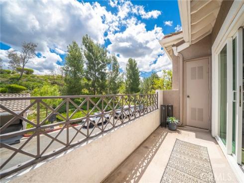 1053 S Daybreak   Court, Anaheim, CA