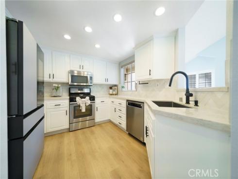 1053 S Daybreak   Court, Anaheim, CA