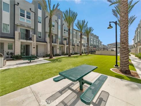 1314 W Bushell   Street, Anaheim, CA