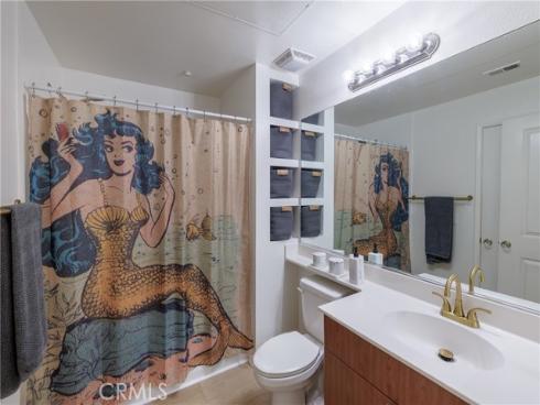 1801 E Katella  1033 , Anaheim, CA