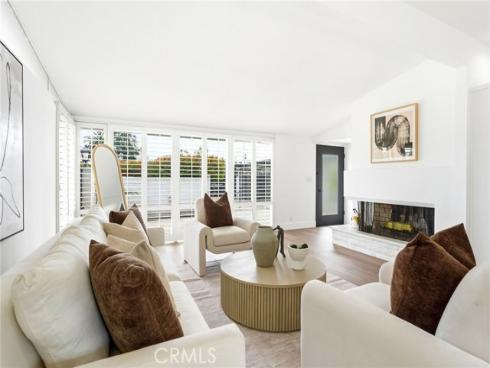 221 S Gilbert  , Anaheim, CA