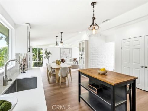 221 S Gilbert  , Anaheim, CA