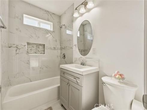 2457 W Glenoaks  , Anaheim, CA