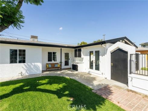2457 W Glenoaks  , Anaheim, CA