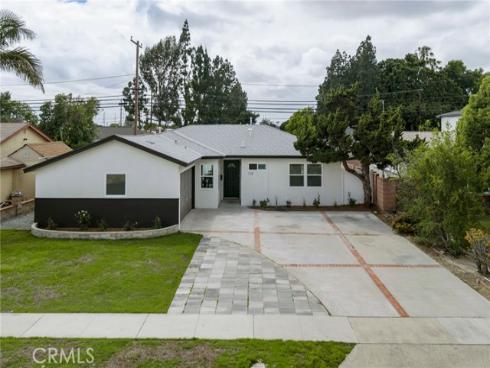 725 N Hanover  , Anaheim, CA