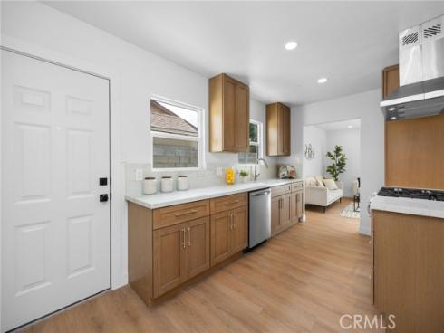 725 N Hanover  , Anaheim, CA