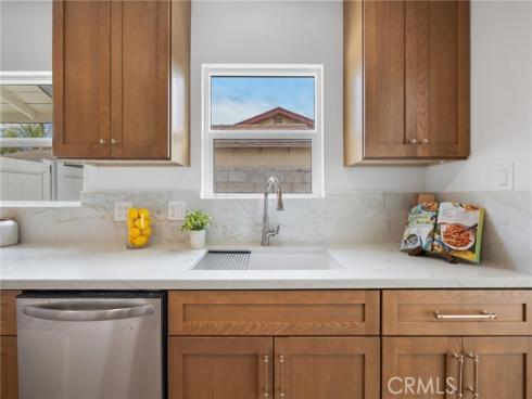 725 N Hanover  , Anaheim, CA