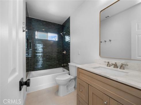 725 N Hanover  , Anaheim, CA