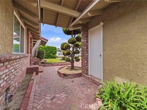 2554 W Chanticleer  , Anaheim, CA