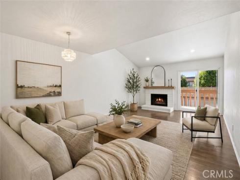 2609 W Cameron  224  Court, Anaheim, CA