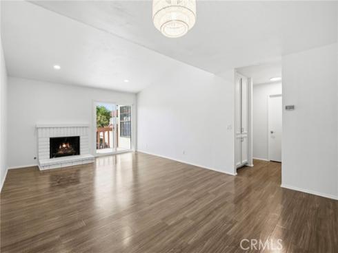 2609 W Cameron  224  Court, Anaheim, CA