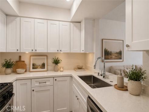 2609 W Cameron  224  Court, Anaheim, CA