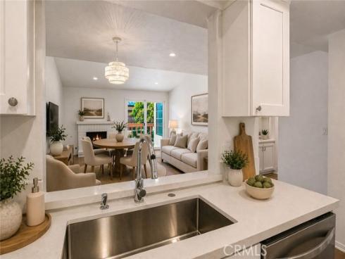 2609 W Cameron  224  Court, Anaheim, CA