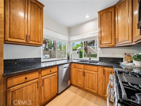 5486 E Willow Woods 101 Lane, Anaheim, CA