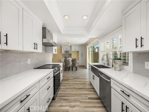 2860 E Hempstead  , Anaheim, CA