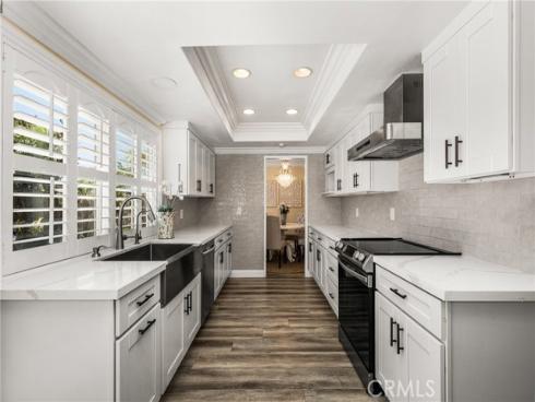 2860 E Hempstead  , Anaheim, CA