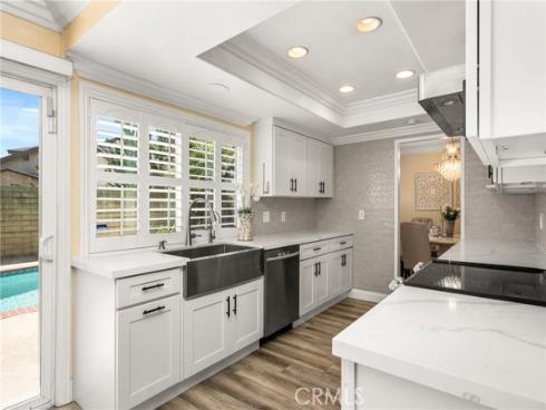 2860 E Hempstead  , Anaheim, CA