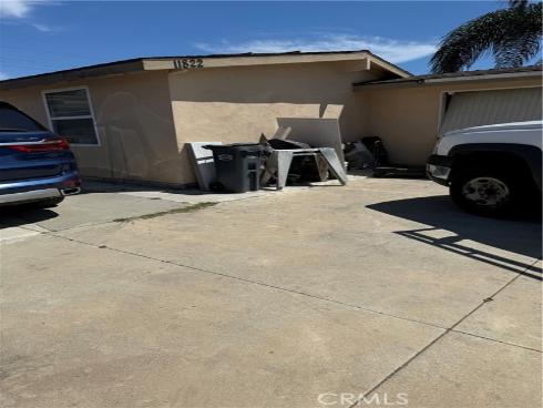 11822  Moen  , Anaheim, CA