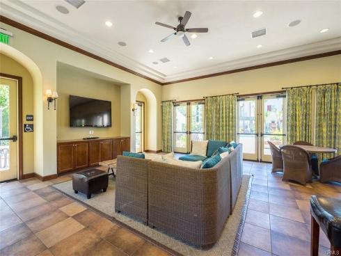 533 S Melrose , Anaheim, CA