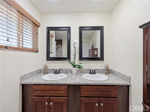 1946  W Broadway  , Anaheim, CA