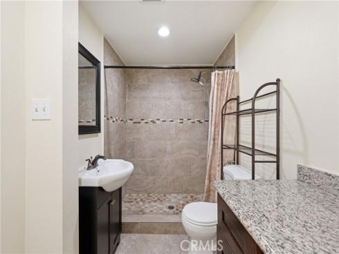 1946  W Broadway  , Anaheim, CA