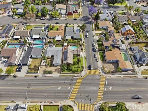1946  W Broadway  , Anaheim, CA