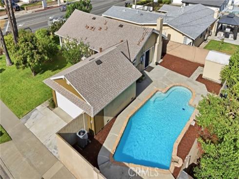 1946  W Broadway  , Anaheim, CA