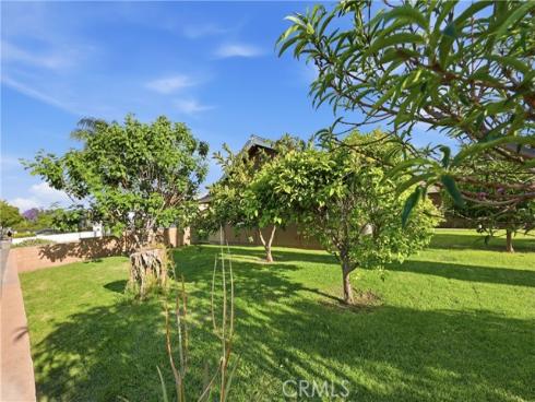 1946  W Broadway  , Anaheim, CA