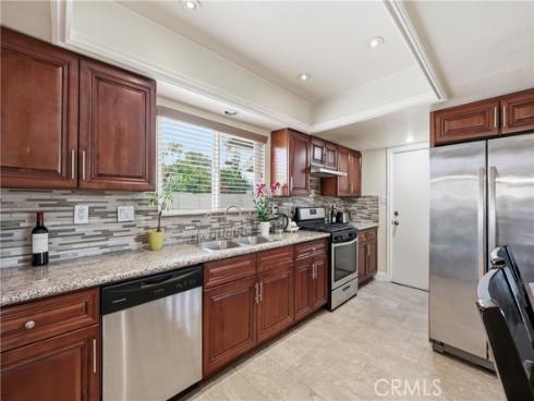 1946  W Broadway  , Anaheim, CA