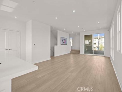 107  S Laxore  403  Street, Anaheim, CA