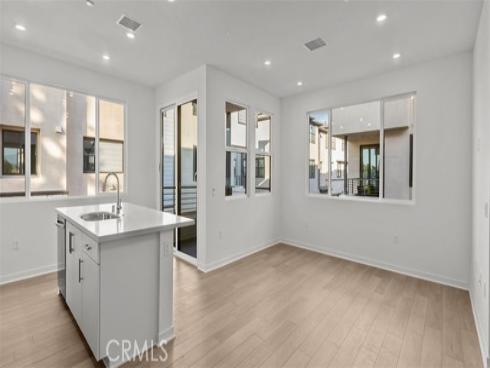 109  S Laxore  302  Street, Anaheim, CA