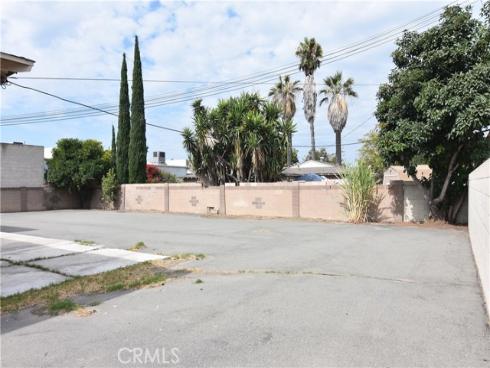 1645 S Euclid  , Anaheim, CA