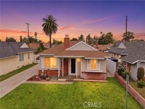 1235 E Eastwood  , Anaheim, CA