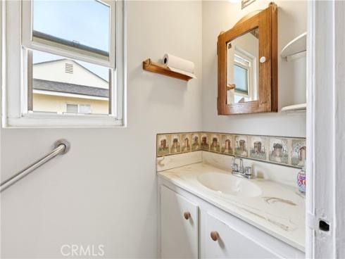 1235 E Eastwood  , Anaheim, CA