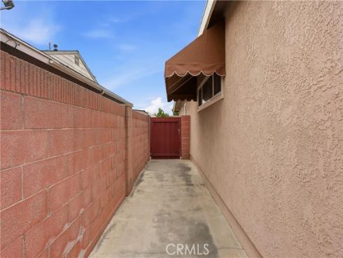 1235 E Eastwood  , Anaheim, CA