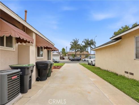 1235 E Eastwood  , Anaheim, CA